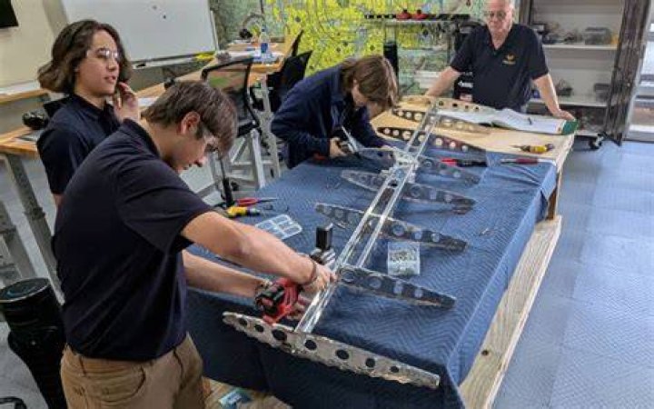 WNB Engineers Our paths to tech Cleo