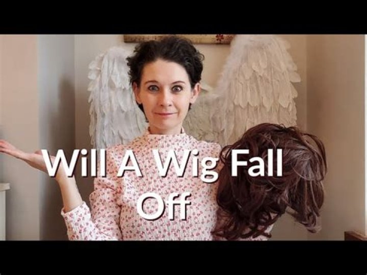 Womans Wig Falls Off During Live Interview YouTube