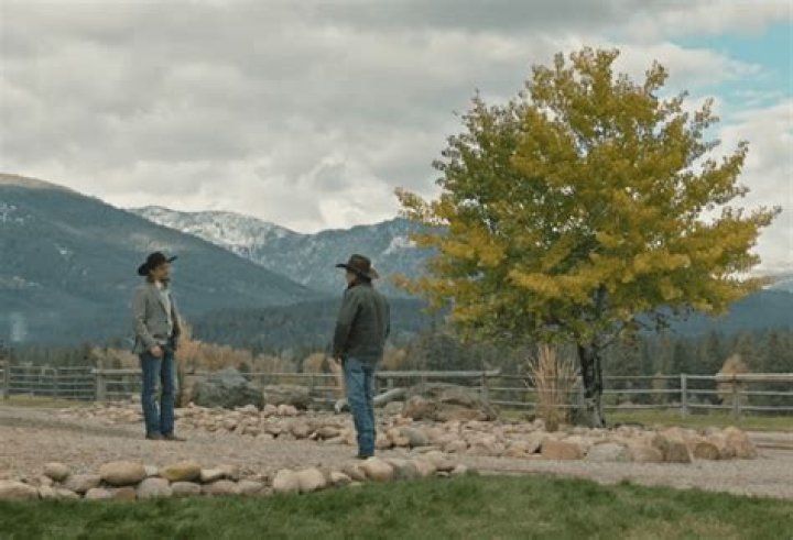 YELLOWSTONE Season 3 Episode 7 Photos The Beating SEAT42F